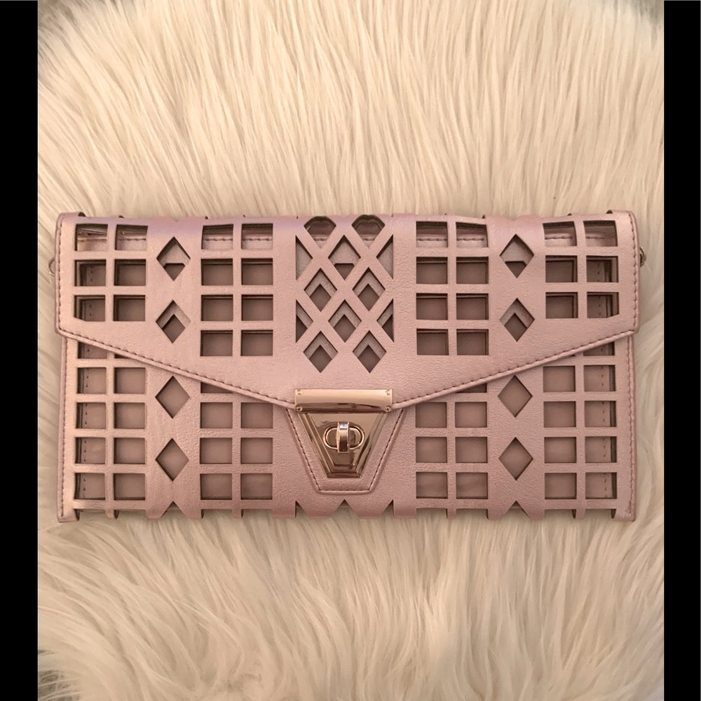 NWT Lulus Rose Gold Metallic Clutch